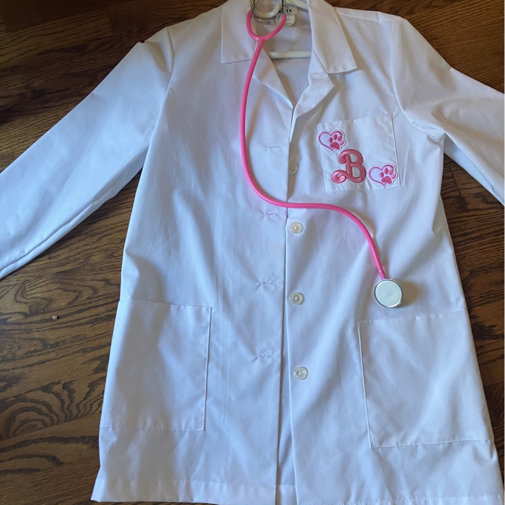Veterinary Barbie Costume - perfect for Halloween